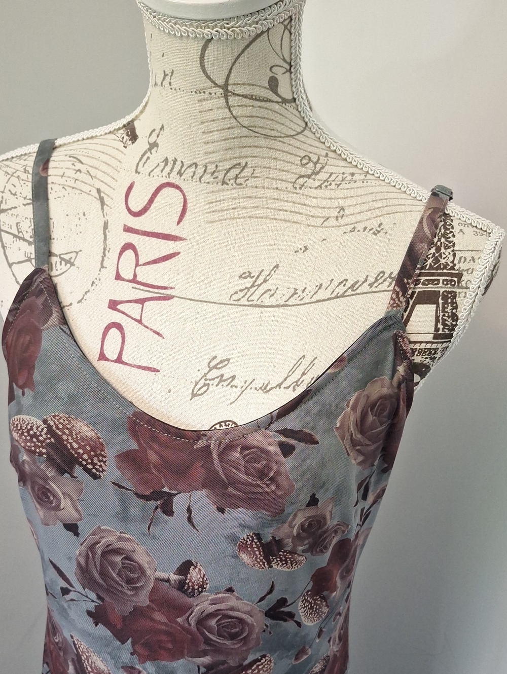Thorn&Fable Grey Maxi Slip Dress With Dark Red Roses and Mushrooms Size Med NWOT - Picture 2 of 8